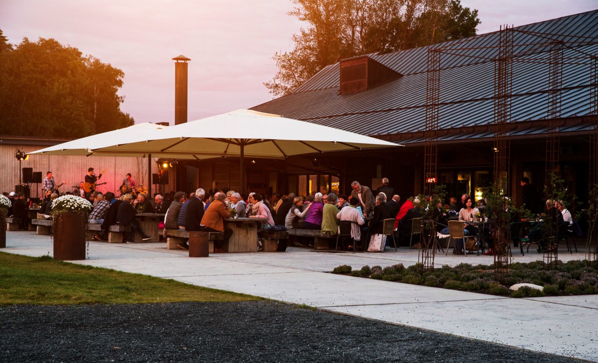 Uteservering_restaurant skalden Uteservering | Restaurant Skalden